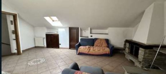 3 rooms Apartment in Cesano Maderno, Italy No. 185233 6