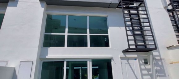 3 Schlafzimmer Haus in Wang Thonglang, Thailand, Nr. 9835 11