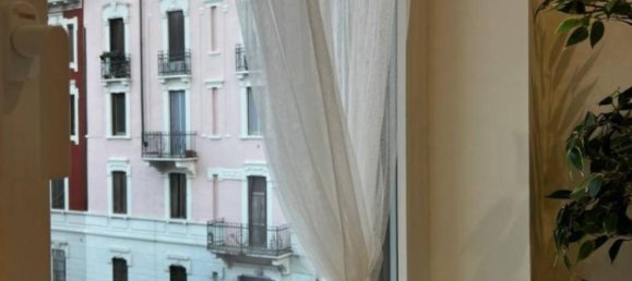 1 bedroom Apartment in Milan, Italy No. 281747 13