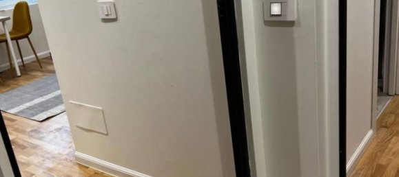 1 bedroom Apartment in Milan, Italy No. 281747 2