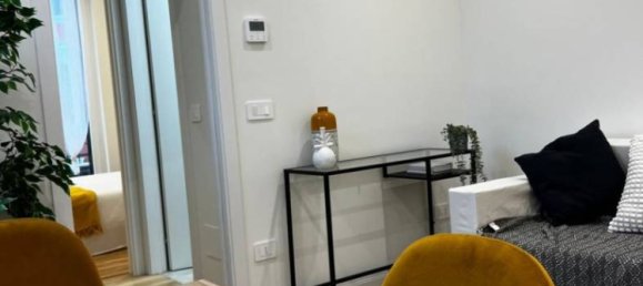 1 bedroom Apartment in Milan, Italy No. 281747 9