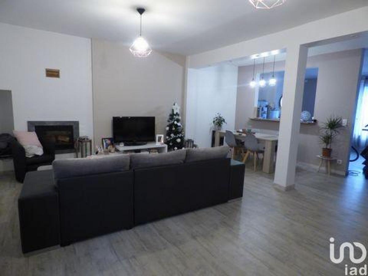 Condominio de 3 dormitorios en Dormans, France No. 28019