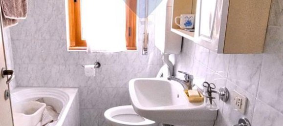 12-Zimmer Haus in Vigevano, Italy, Nr. 8338 12