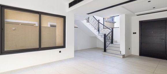 4 bedrooms Villa in Jumeirah Park, UAE No. 19136 4