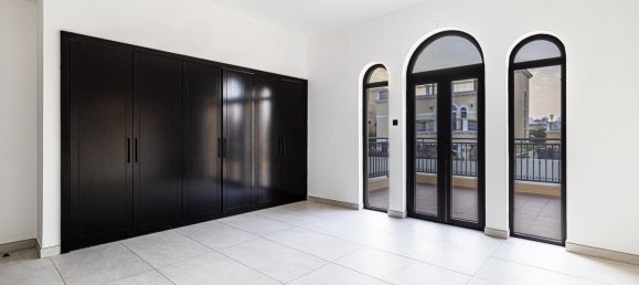 4 bedrooms Villa in Jumeirah Park, UAE No. 19136 13