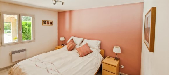 4 bedrooms Villa in Uzes, France No. 309080 17