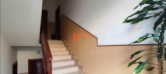 3 rooms Apartment in Imperia, Italy No. 171305 2