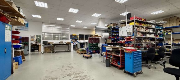 Bâtiment à Miesbach, Germany 679m² No. 327636 18