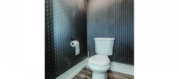  Commercial property in Oakville, Canada No. 1370 11