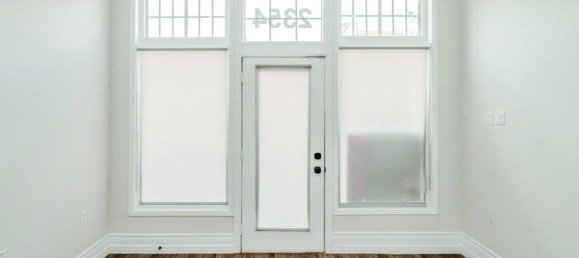  Commercial property in Oakville, Canada No. 1370 6