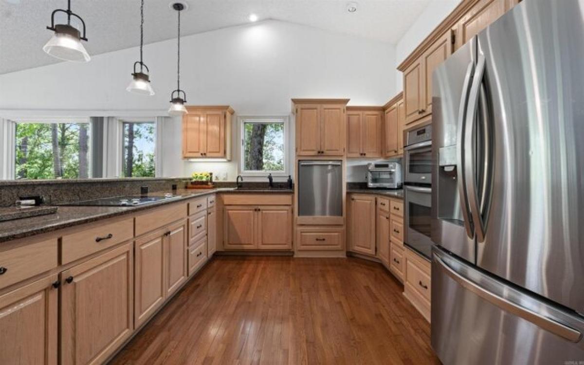 3 bedrooms House in Hot Springs Village, USA No. 421570