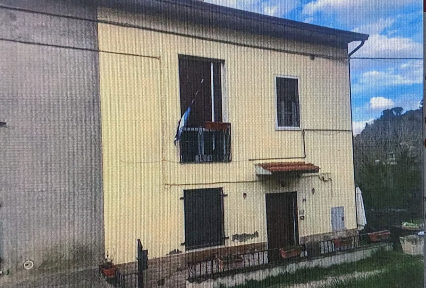 5 rooms Apartment in Torgiano, Italy No. 50309