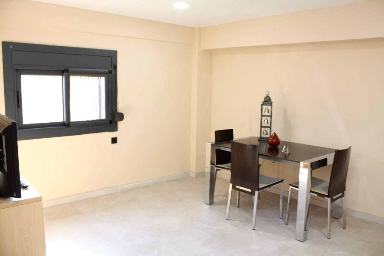 Apartamento de 2 dormitorios en Sants-Montjuïc, Spain No. 236220