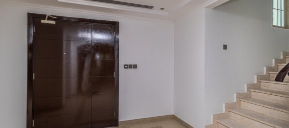 Вилла с 3 спальнями в Jumeirah Park, ОАЭ № 55515 3