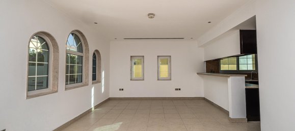 Вилла с 3 спальнями в Jumeirah Park, ОАЭ № 55515 10