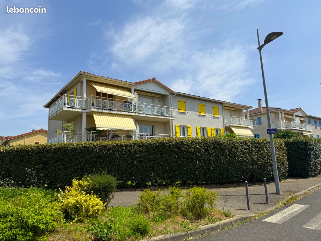 4 bedrooms Apartment in Caluire-et-Cuire, France No. 335258