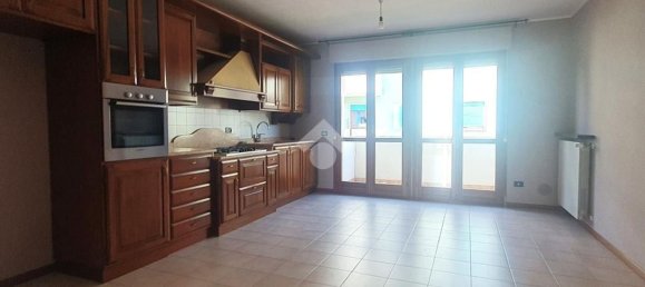 5غرفة شقة في Castel d'Azzano, Italy رقم 218139 30