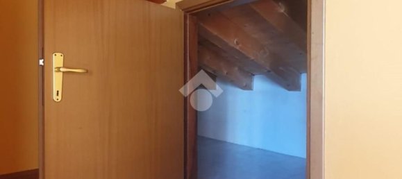 5غرفة شقة في Castel d'Azzano, Italy رقم 218139 79