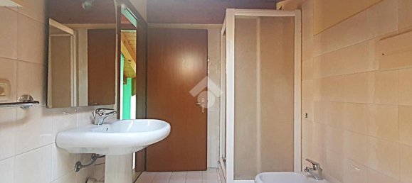 5غرفة شقة في Castel d'Azzano, Italy رقم 218139 109