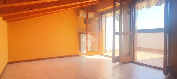 5غرفة شقة في Castel d'Azzano, Italy رقم 218139 67