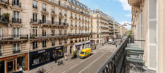 3 bedrooms Apartment in Paris, France No. 296004 4