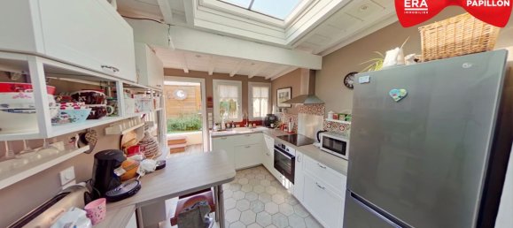 2 bedrooms Apartment in Bordeaux, France No. 335955 4