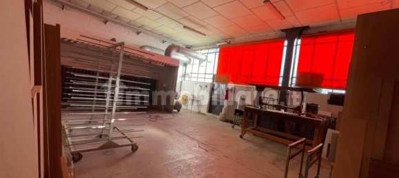 5 rooms Warehouse in Limbiate, Italy No. 100461 6