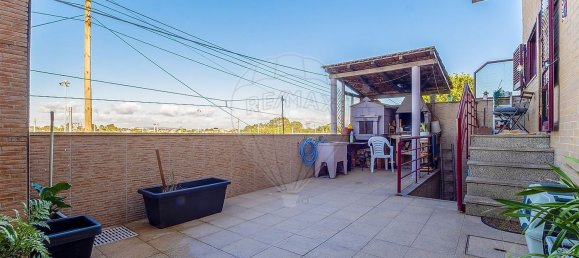 3 bedrooms House in Matosinhos, Portugal No. 187751 3