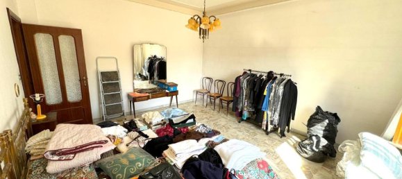 5-salle Appartement à San Severo, Italy No. 35126 16