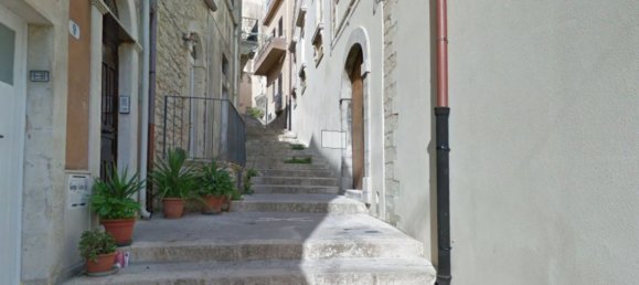 7-salle Appartement à Ragusa, Italy No. 49300 2