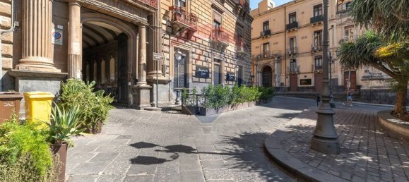 13 bedrooms Apartment in Catania, Italy No. 356169 2