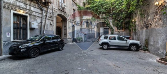13 bedrooms Apartment in Catania, Italy No. 356169 12