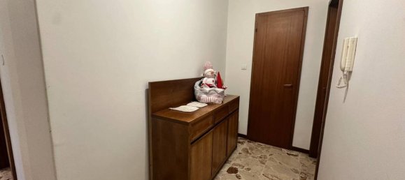 4 rooms Apartment in San Gregorio di Catania, Italy No. 5687 8