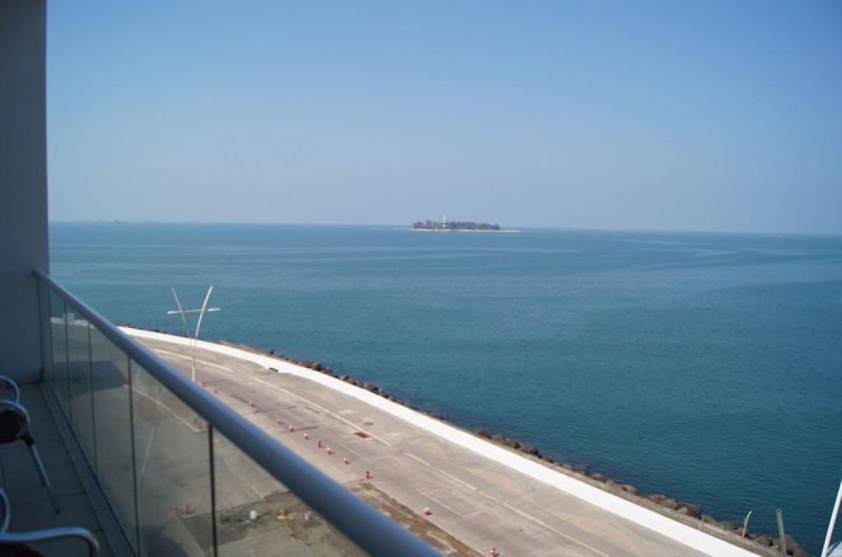 Apartamento de 3 dormitorios en Veracruz, Mexico No. 216225