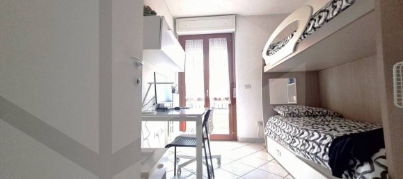 5 rooms Apartment in Pescara, Italy No. 19955 15