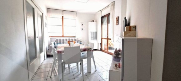 5 rooms Apartment in Pescara, Italy No. 19955 10