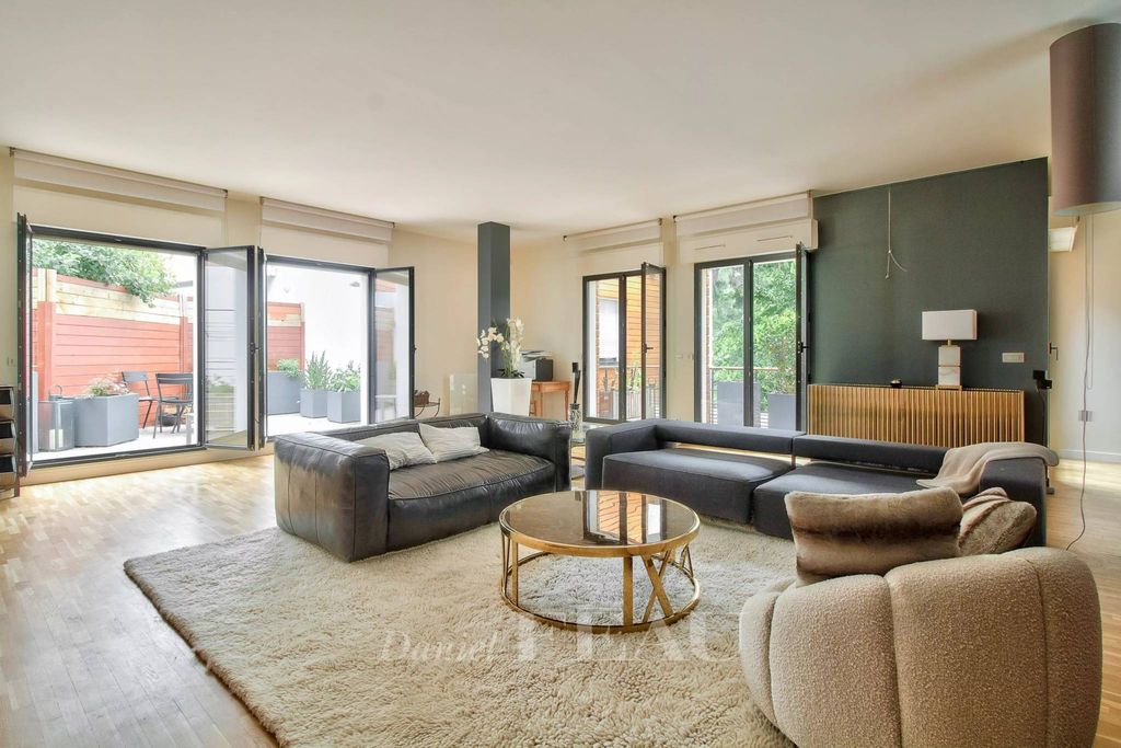 3 chambres Appartement à Rueil-Malmaison, France No. 175940