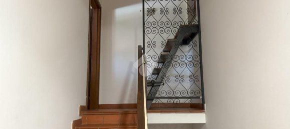 4 bedrooms House in Ferrara, Italy No. 311203 23