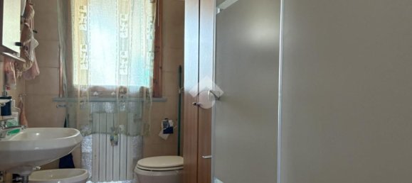 4 bedrooms House in Ferrara, Italy No. 311203 9