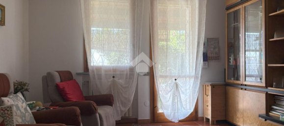 4 bedrooms House in Ferrara, Italy No. 311203 7