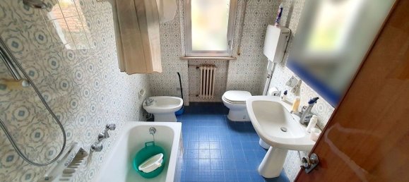 5 rooms Apartment in Rimini, Italy No. 13229 6