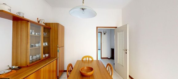 3 rooms Apartment in Milan, Italy No. 338179 3
