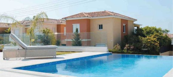 3 bedrooms House in Agios Tychonas, Cyprus No. 16327 2