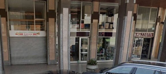 Imóvel comercial em Muggiò, Italy 260 m² N.º 92592 3