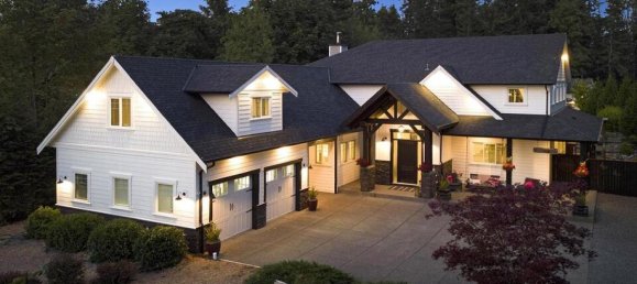 4 bedrooms House in British Columbia, Canada No. 1070 3