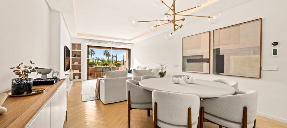 3 bedrooms Penthouse in Estepona, Spain No. 37135 4