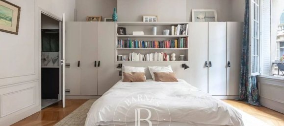 4 bedrooms Apartment in Paris, France No. 174086 26