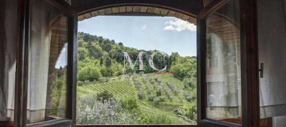 7 bedrooms Commercial property in Greve in Chianti, Italy No. 189750 2