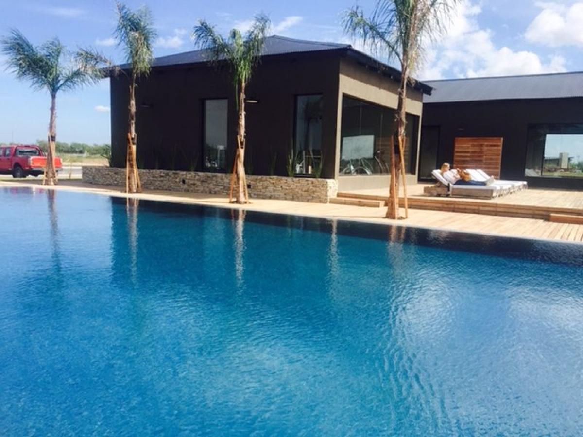 Земельный участок в Эскобар, Аргентина № 117618