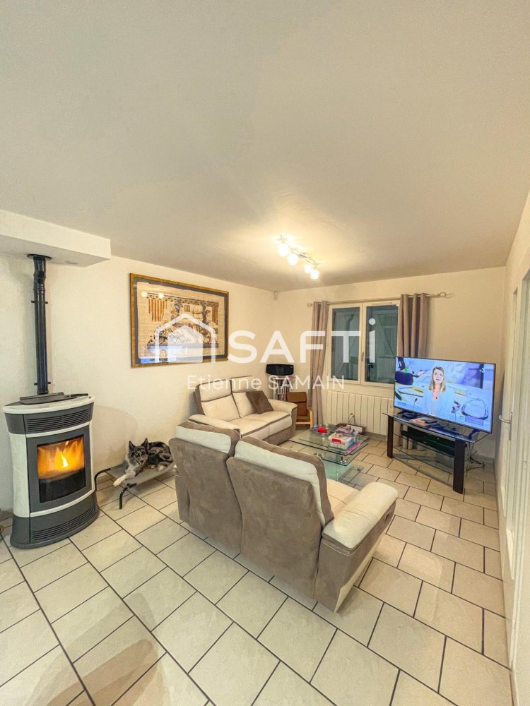 4 Schlafzimmer Haus in Roost-Warendin, France, Nr. 215782